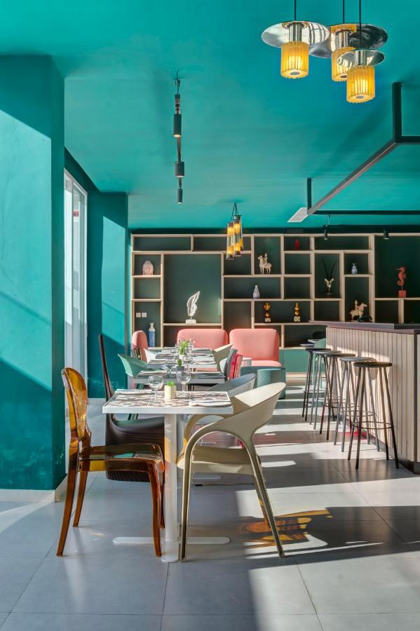 Quadro Hotel, Trademark Collection By Wyndham Saint Julian's ภายนอก รูปภาพ