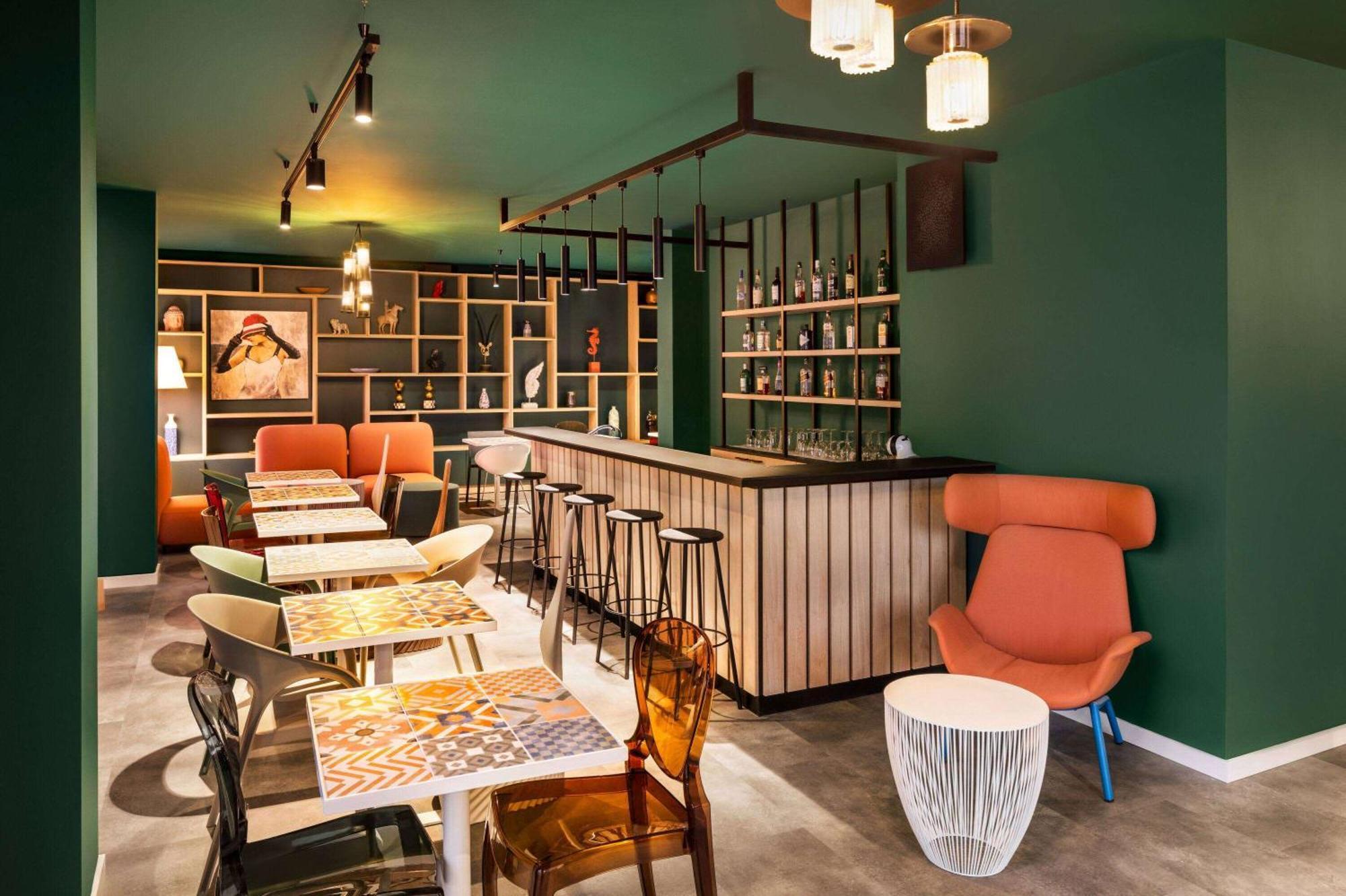 Quadro Hotel, Trademark Collection By Wyndham Saint Julian's ภายนอก รูปภาพ